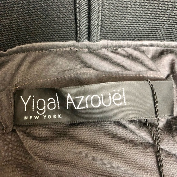 Yigal Azrouel New with Tags Grey Pencil Skirt on a Size 2. - Picture 8 of 15